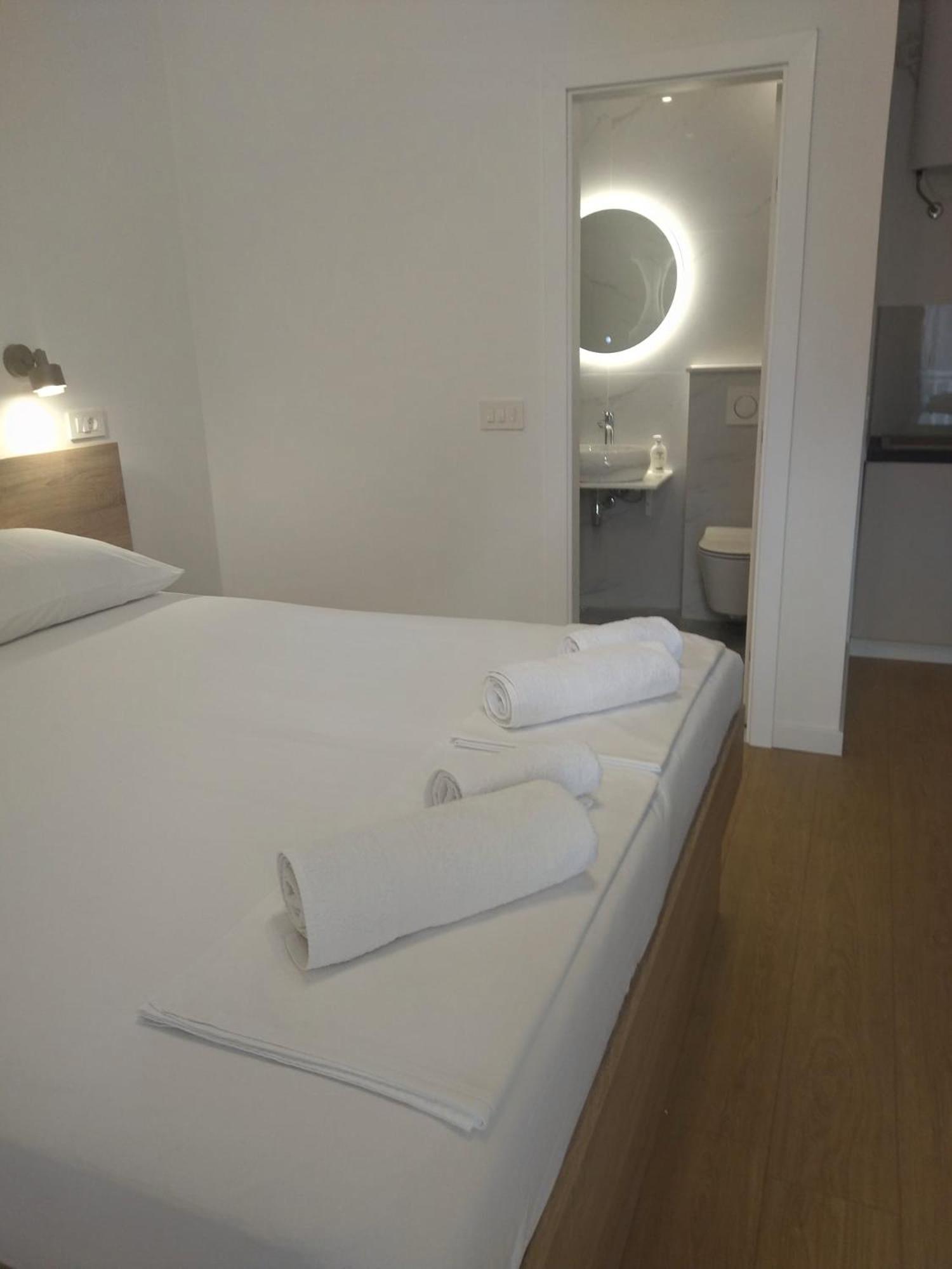Apartmani Makarska Eksteriør bilde